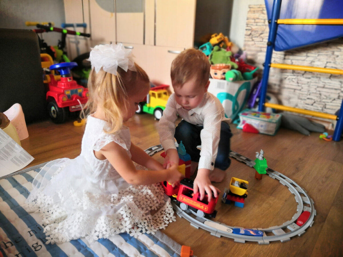 27.12.2020, Артему и Полине исполнилось 3 года.