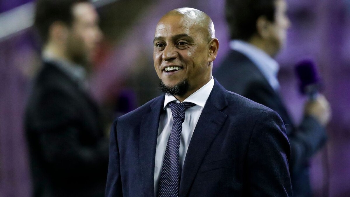 Роберто Карлос — один из кандидатов на пост главного тренера «Фенербахче» 