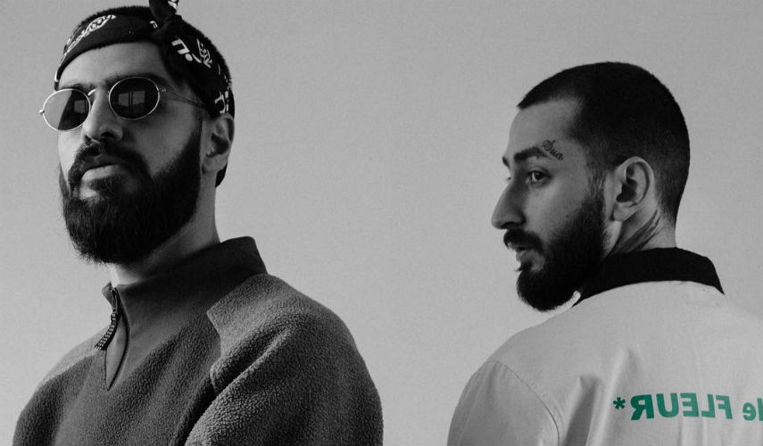 Данный дуэт выступает в стиле рэпа смешанным с регги, их любят за атмосферу и "вайб" 