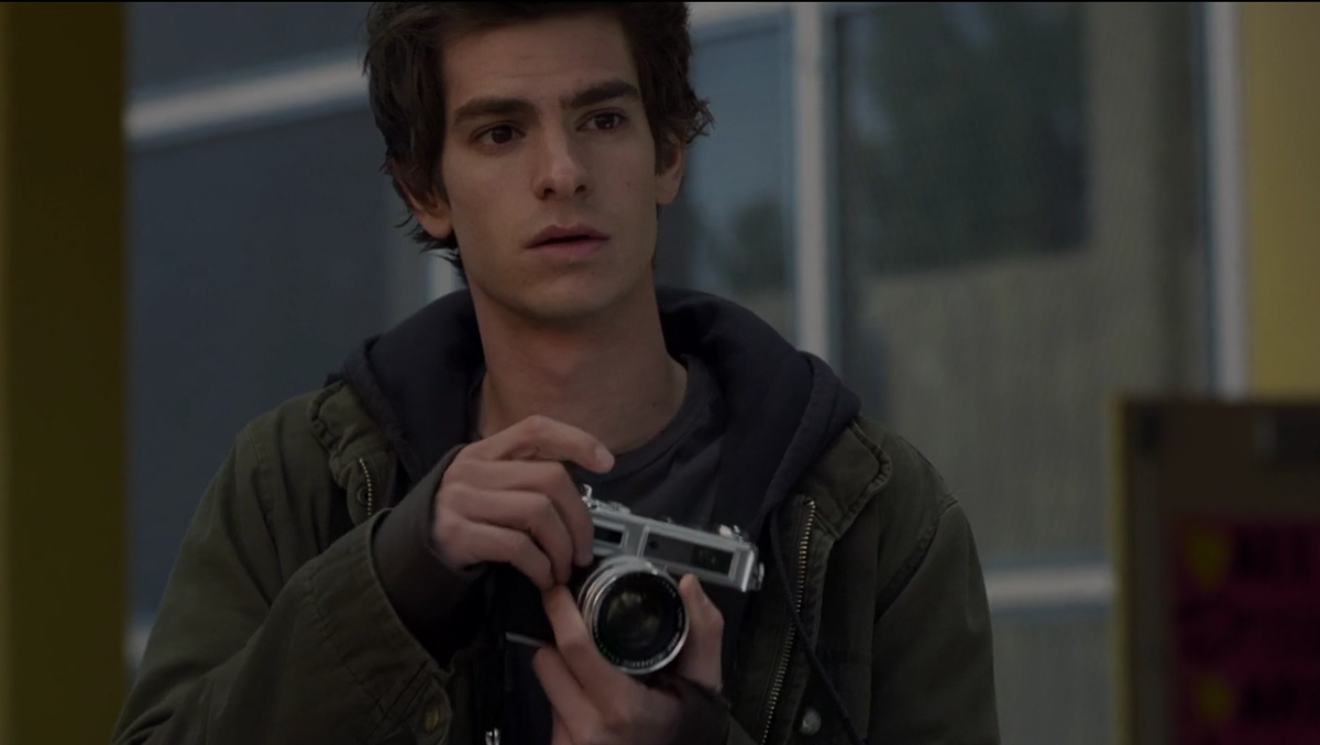 Стараюсь ровняться на великих.