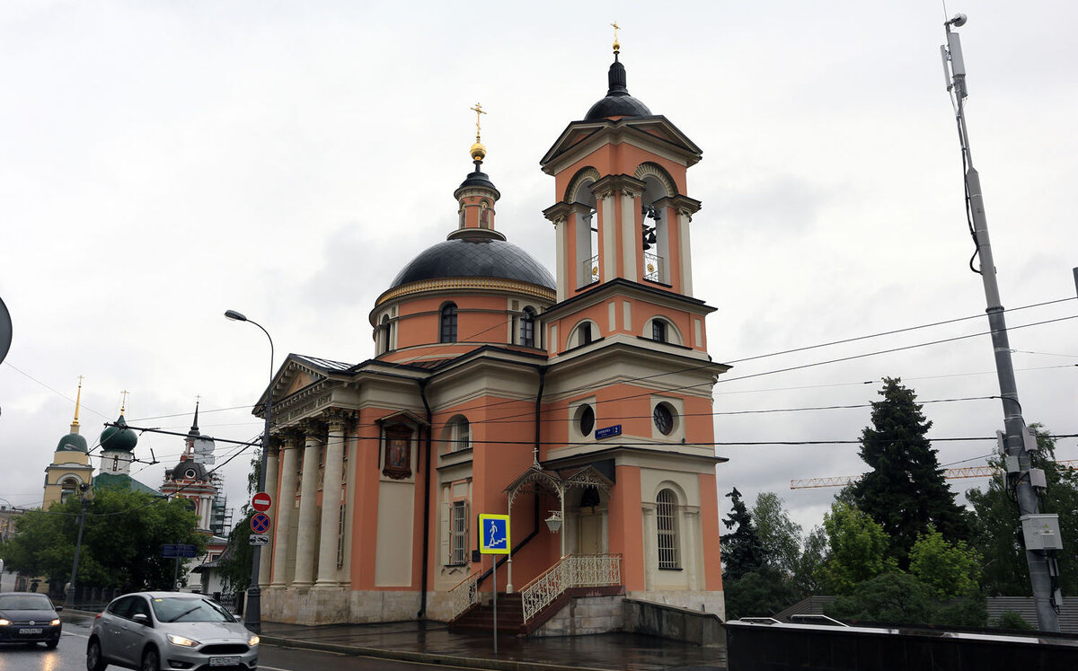 храмы на варварке в москве названия