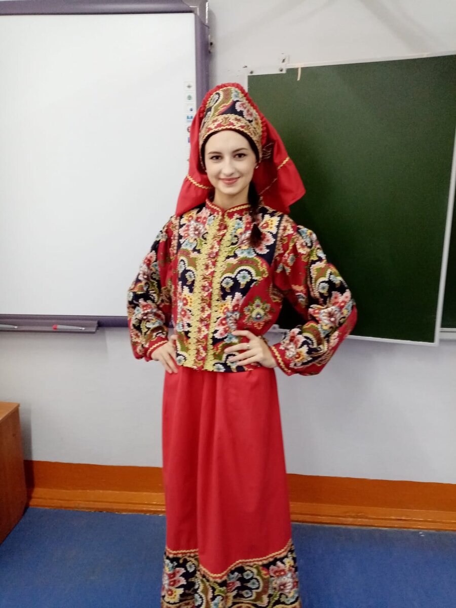 Учитель 2 класса Кирьянова Светлана Валерьевна гордится своим народом.