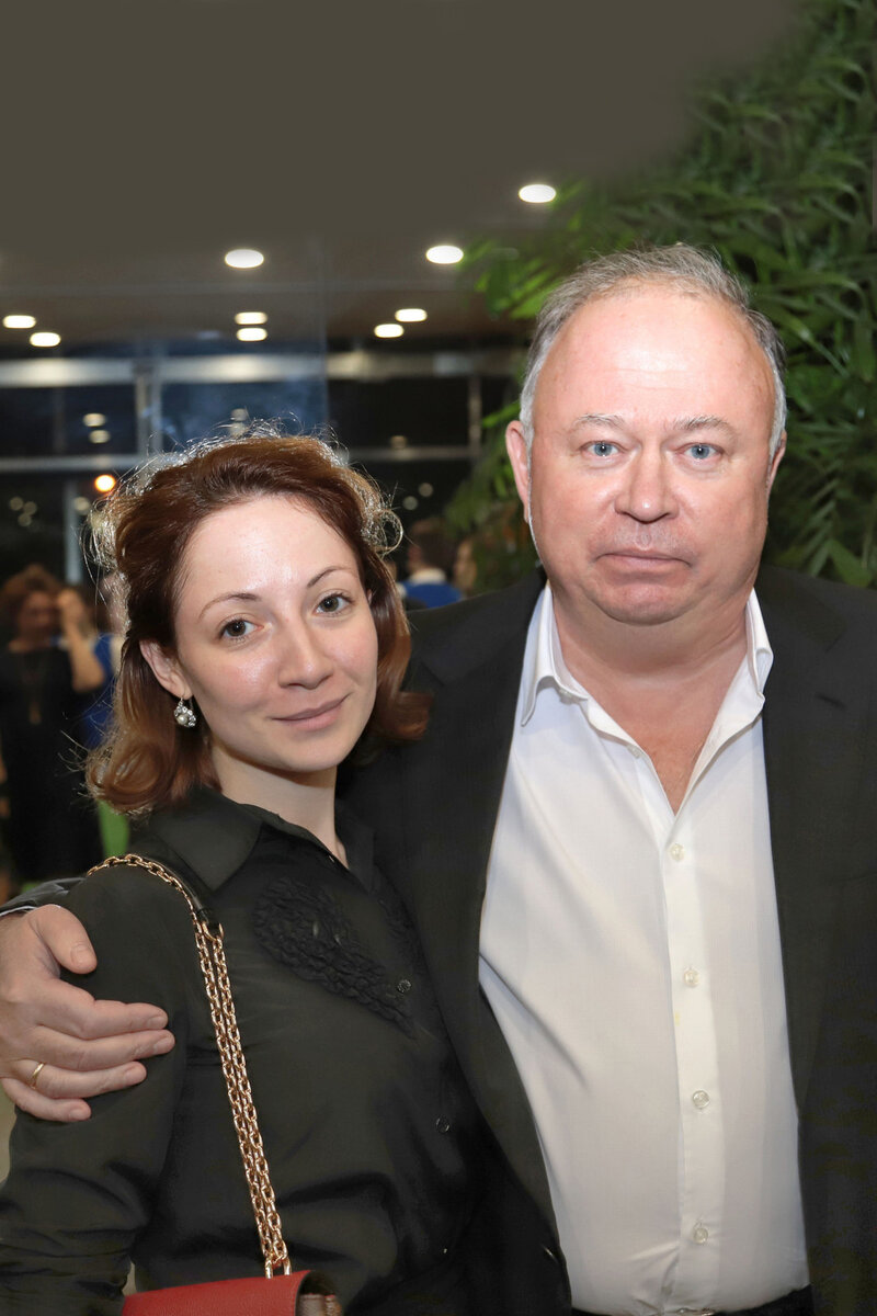 Андрей прошутинский биография и личная жизнь Расследователь Караулов и его наложница из рода Прошутинских PS Дзен