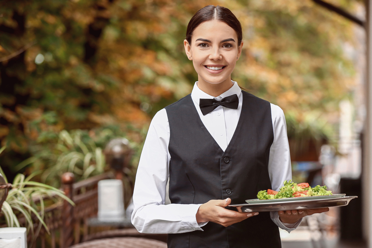 Навыки и умения профессионального официанта. Что важно знать о работе официанта