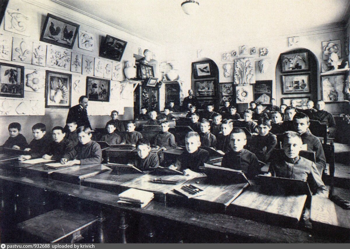 Фото сельского училища 80-х годов XIX века