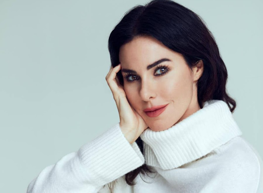 Дефне Самьели (источник: allturkserials.com)