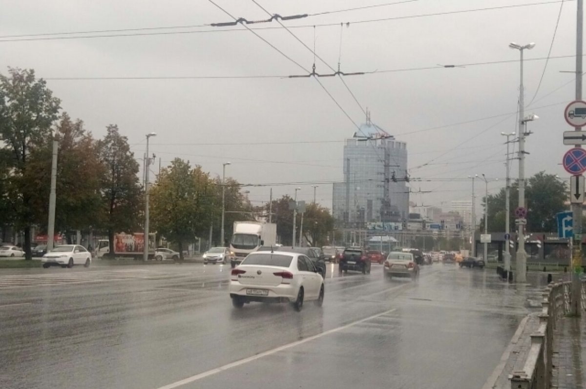    В День знаний центр Екатеринбурга ушел под воду