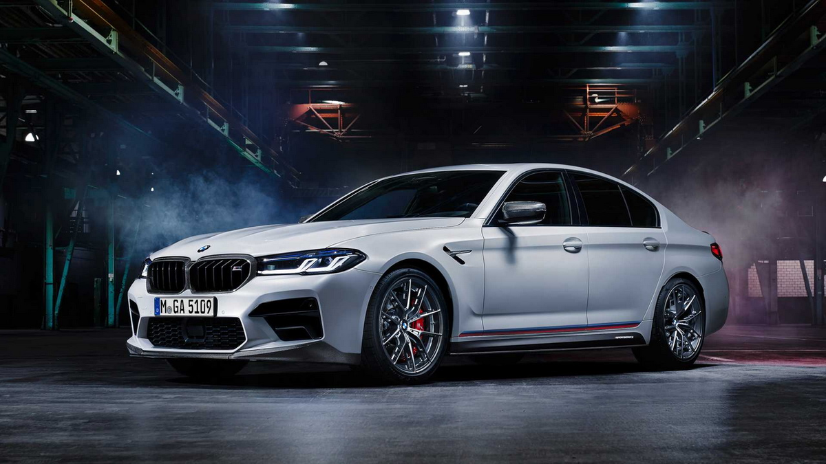 Бмв м5 компетишн 2024 цена. BMW m5 f90 Performance. БМВ m5 f90 Competition. BMW m5 f90 CS. BMW m5 f90 LCI.
