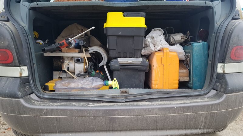 Половину инструмента уже загрузил