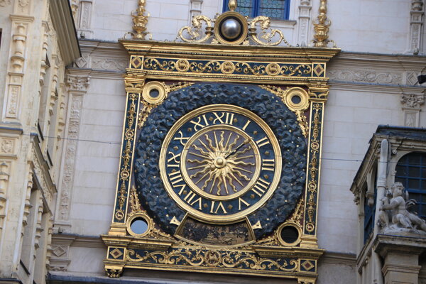 Самые красивые башенные часы в Европе