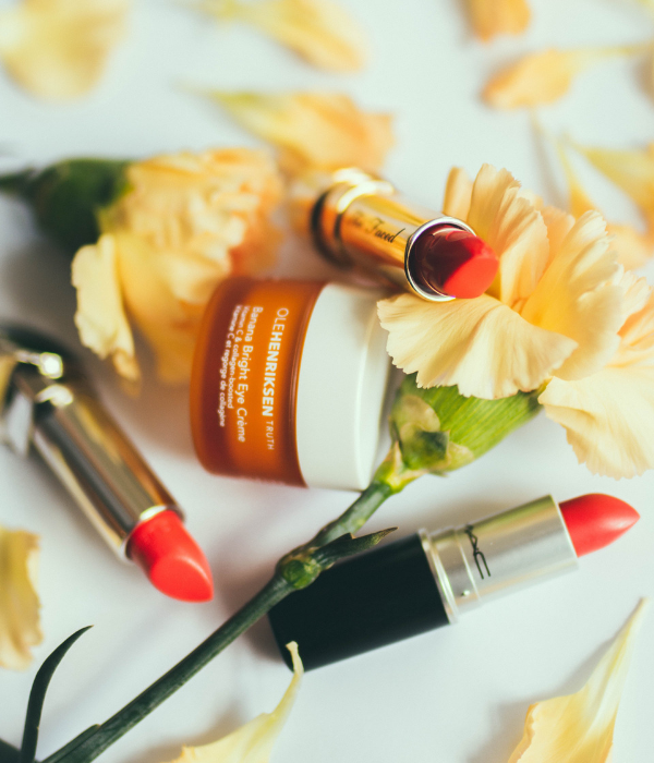 https://unsplash.com/photos/pLvaikQ6dSQ