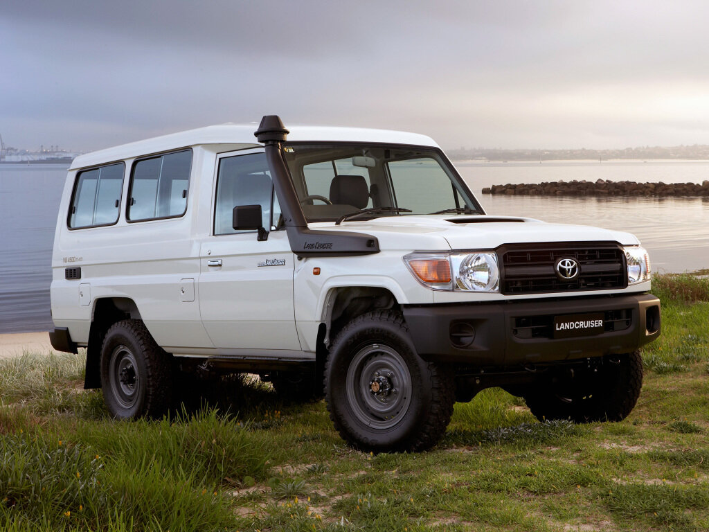 Toyota Land Cruiser 70