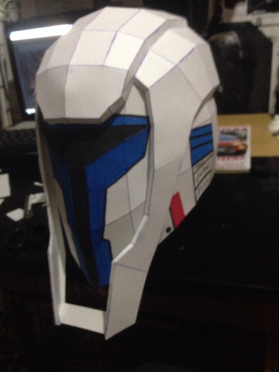 Нам данном этапе представлена собранная модель шлема, далее последует укрепление эпоксидный смолой...