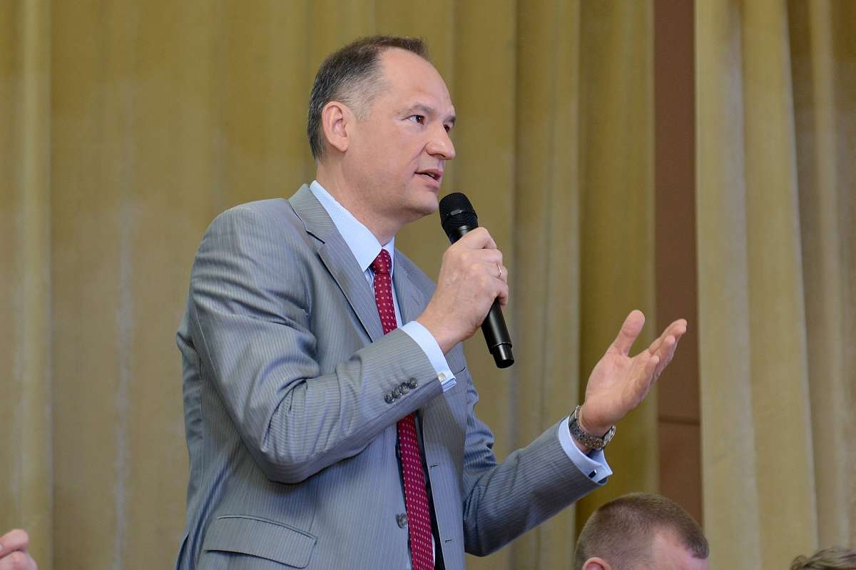 Всеволод Ажиенко