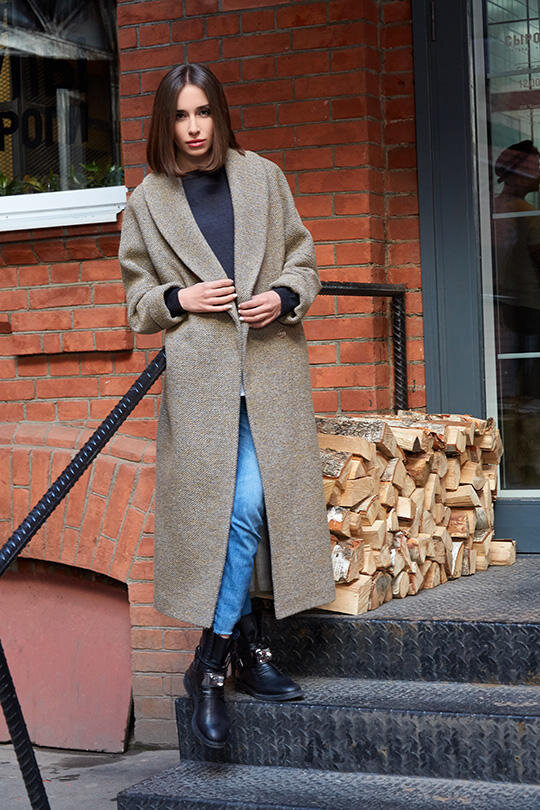 Пальто-халат – это универсальная вещь