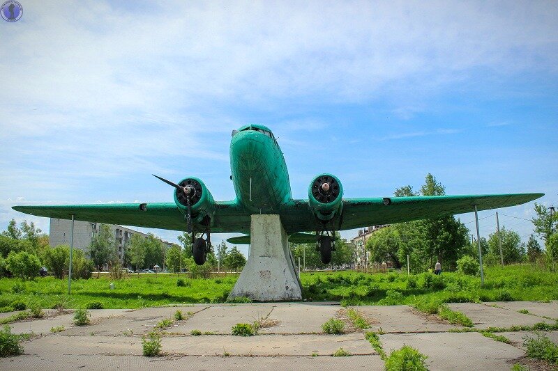 Заброшенный военный аэродром 