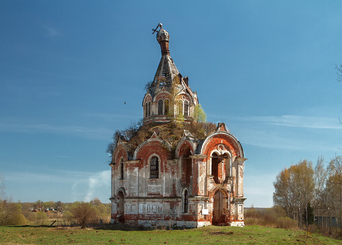 Село Кырмыж Воскресенская Церковь