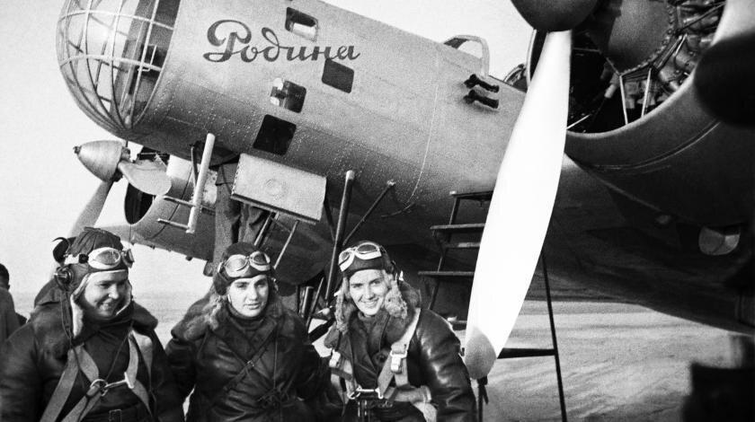 Храбрые женщины на защите отечества!