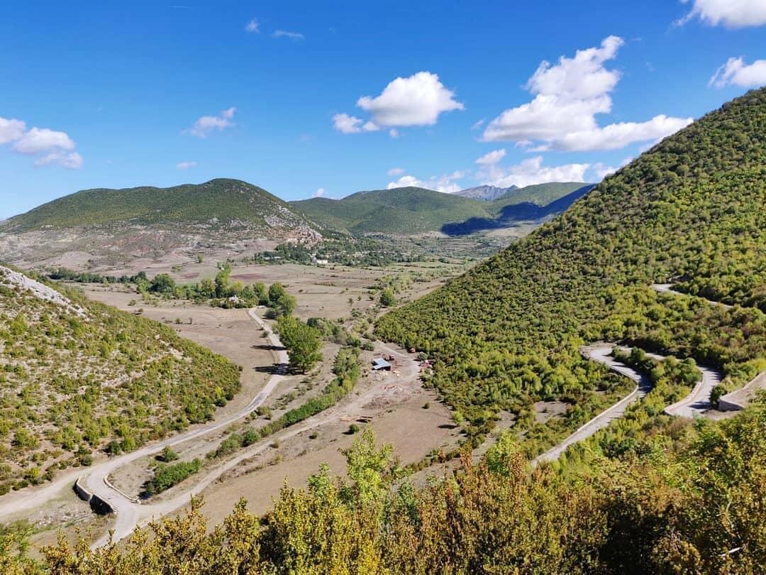 Leskoviku-Албания. вид на гору Melesin. фото автора