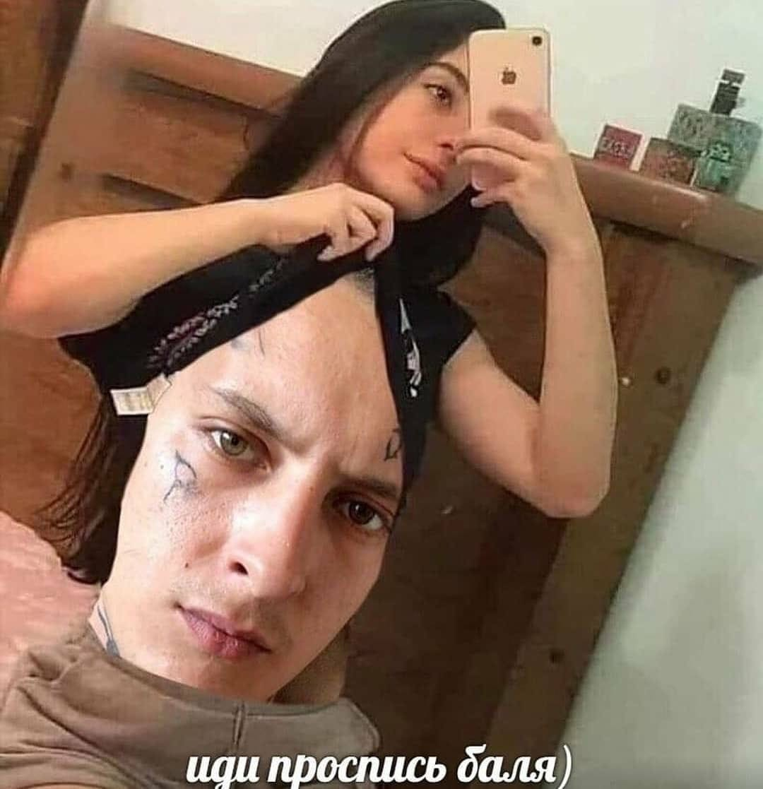 Проспался и наелся)