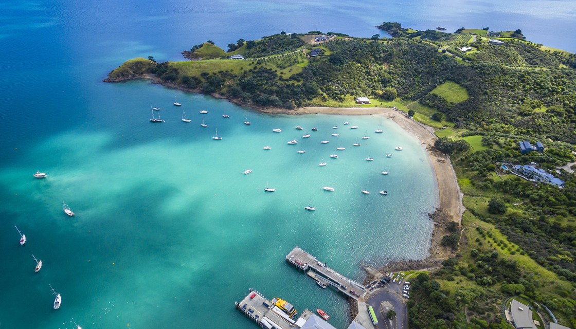 Motuarohia Island Recreation Reserve: Places to go in Northland