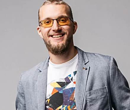 Матвей Северянин-обладатель 6 серебряных кнопок YouTube