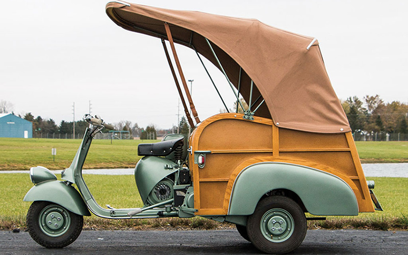 Мототележка Piaggio Ape Calessino. Фото rmsothebys.com