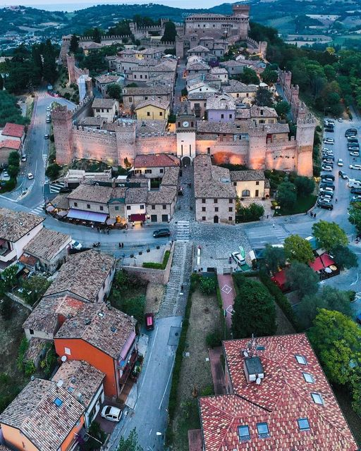 Панорама Градара