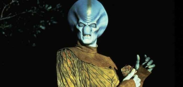 Кадр из фильма "Без предупреждения" 