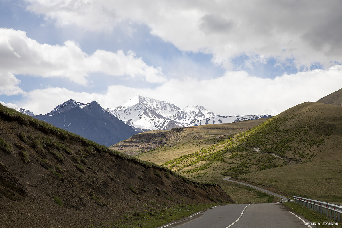 01 Старт состоялся 2 июня 2021 г. в 23-30 по следующему маршруту:  Москва - Воронеж – Кисловодск -Урочище Джил-Су – Эльбрус - Азау  - Чыранбаши-су - Терскол - Поляна Чегет - озеро - Донгуз-Орун Кёль - Ущелье Адыр-Су  - Замок Шато Эркен -  Нальчик – Чегемское ущелье - Эльтюбю - Кюннюм - Черекское ущелье – Кропоткин – Воронеж – Москва.