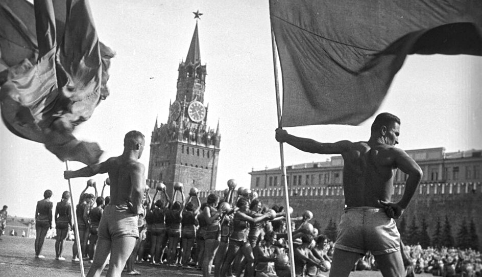 Гимнастические пирамиды 1920е Сталин