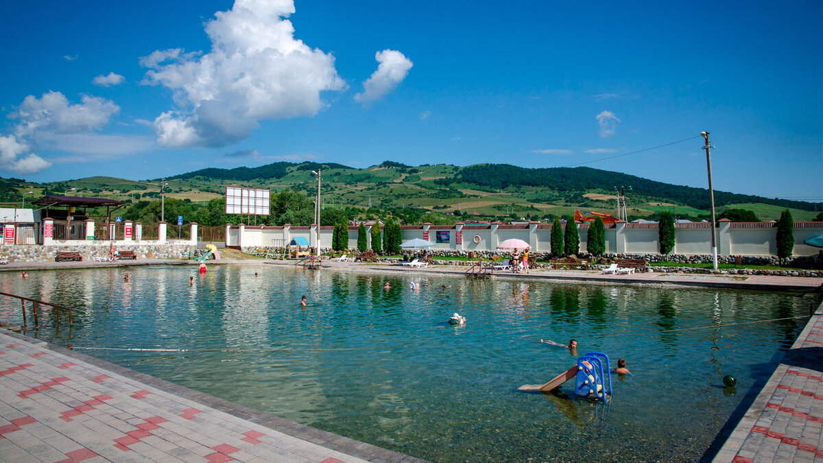 Аушигер. Термальные источники. Фото drive2.ru