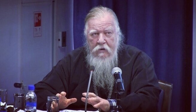 Димитрий Смирнов (07.03.1951 — 21.10.2020 гг.) — протоиерей, церковный и общественный деятель, проповедник, миссионер.