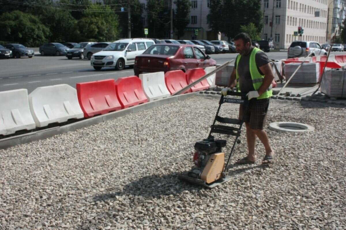    В Твери ремонтируются тротуары, набережная и обустраивается новая парковка