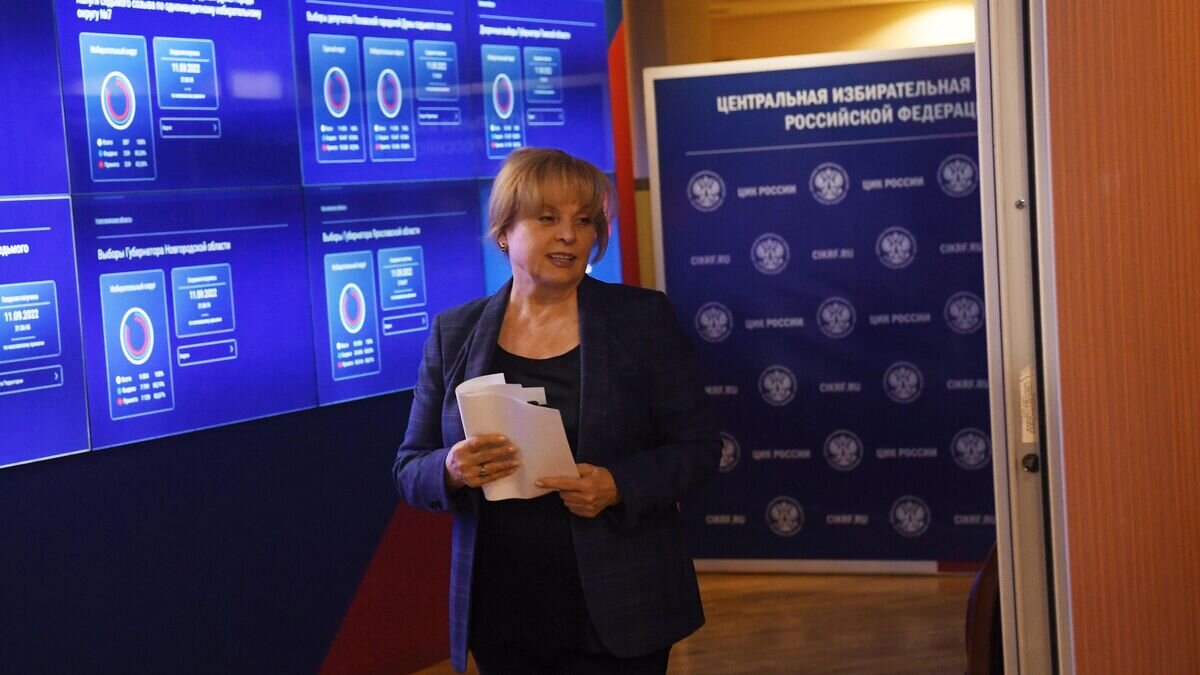    Председатель Центральной избирательной комиссии РФ Элла Памфилова в информационном центре ЦИК РФ в Москве© РИА Новости / Алексей Куденко
