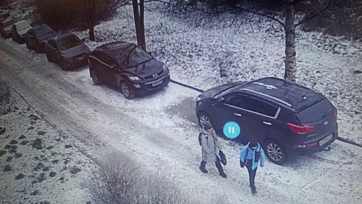     Маленькие вандалы попали на камеры наблюдения. Об этом горожане сообщают в группе, посвященной жизни Петрозаводска.
