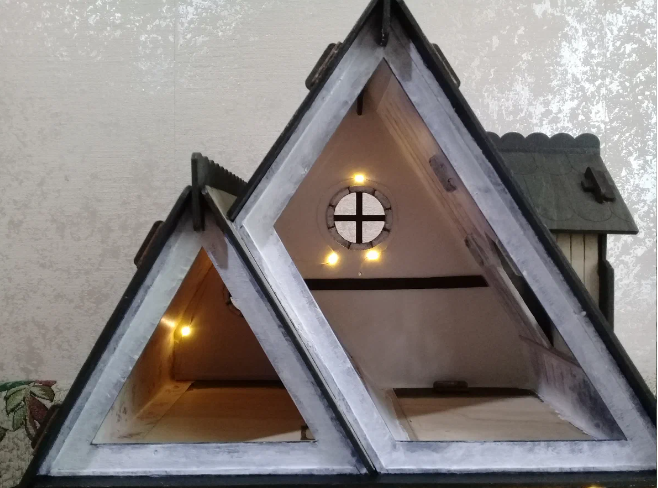 Верхний этаж дома до ремонта