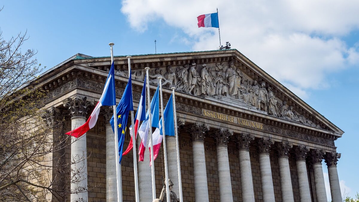     Во Франции считают, что спецоперация превратится в третью мировую войну Андрей Гаврилов