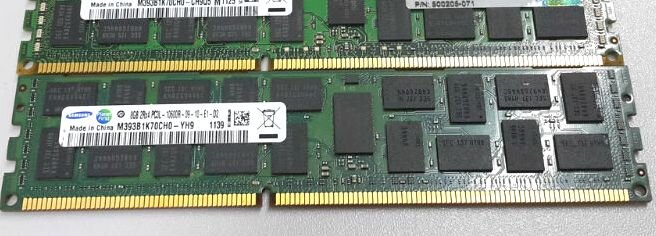 Типичный представитель серверной памяти в исполнении Samsung