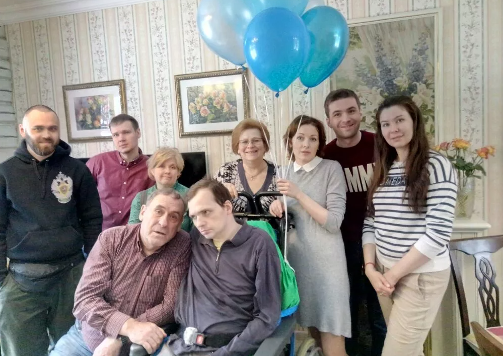 Алексей янин актер. Алексей янин сейчас. Актер с инсультом алексей янин. Алексей янин актер. Алексей янин 2022.