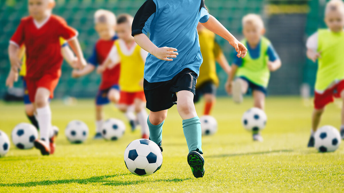 Команда young Football