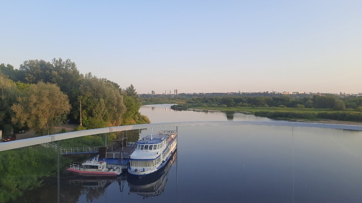     «Валдаи» и «Омики» (теплоход «Линда») запустят между Нижним Новгородом и Бором на время закрытия канатки. Об этом рассказали в ГКУ НО «ЦРТС».