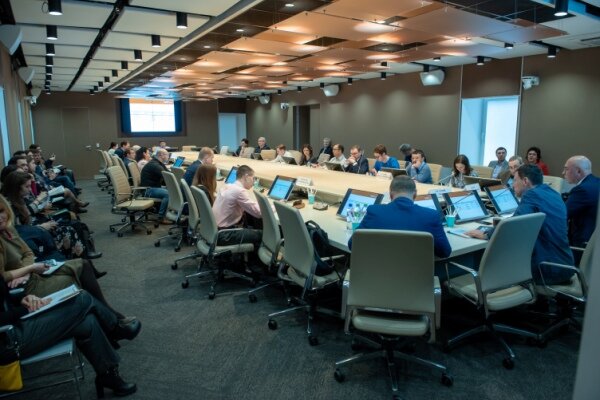 Круглый стол «Бюджетное правило и структурный профицит ликвидности. Разворот тенденции». Фото: Альберт Тахавиев, Finversia.ru