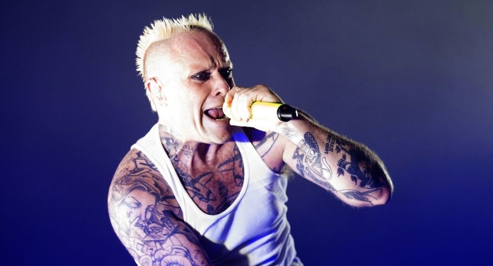 Музыкант убил себя из-за вероятного развода с женой