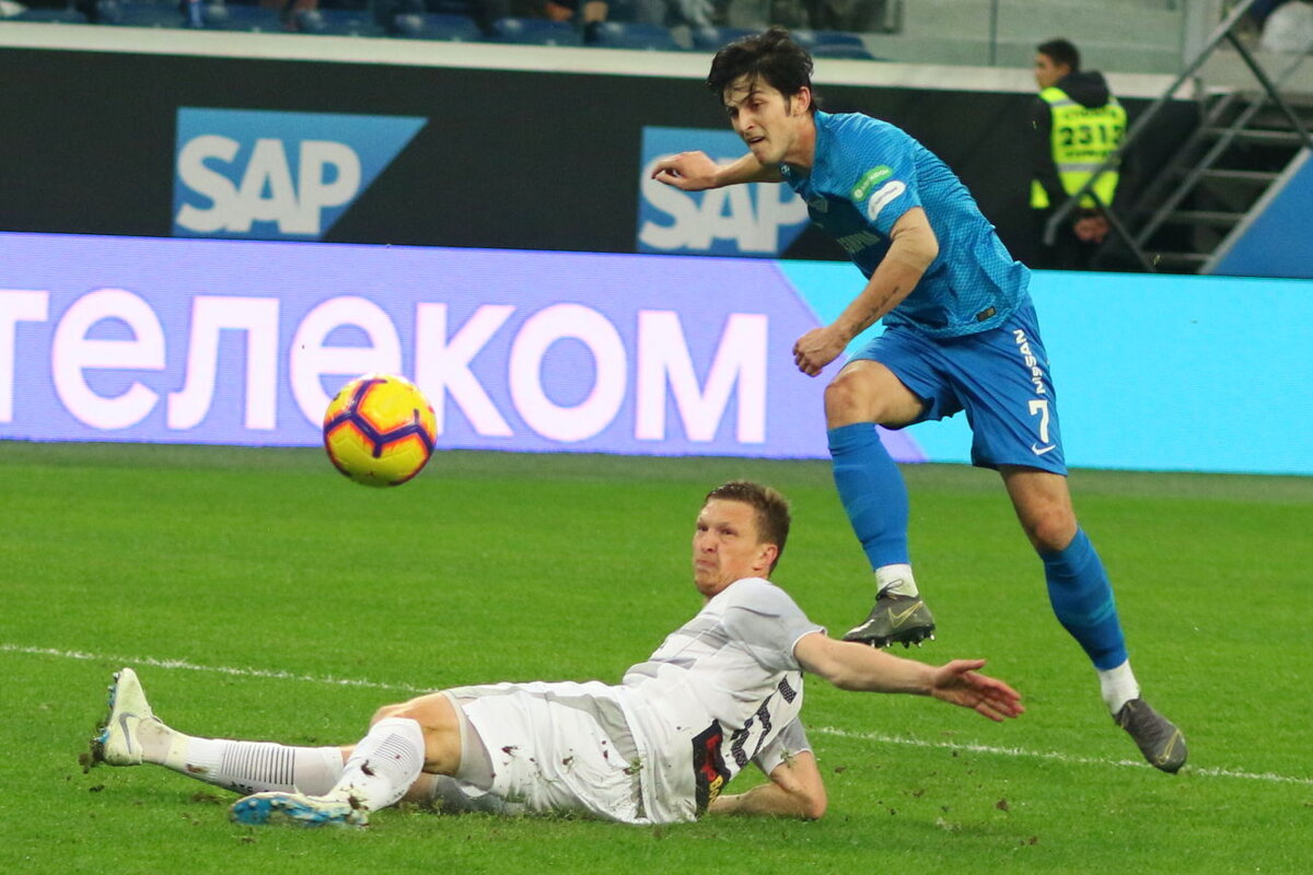 Петербургский "Зенит" обыграл "Уфу" со счетом 2:1
