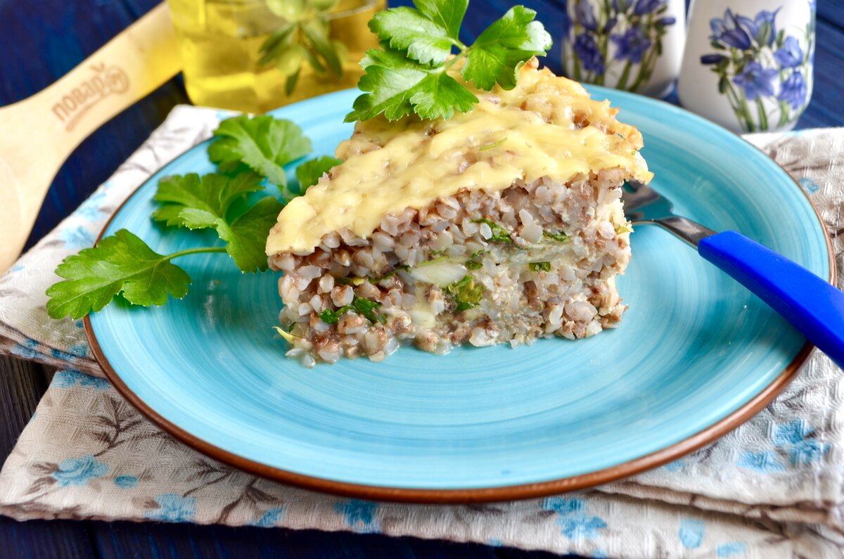 Запеканка с гречкой и консервами