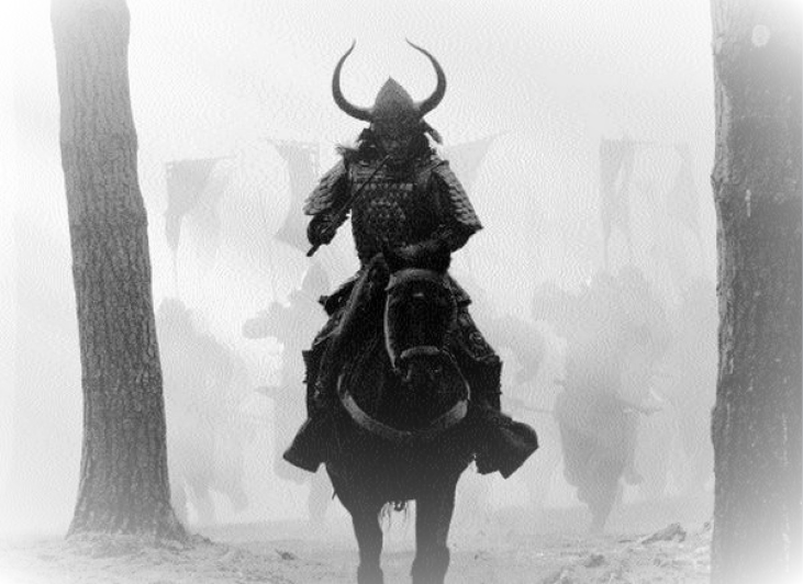 тысячи теней появились в утреннем тумане на реке Шайо... 