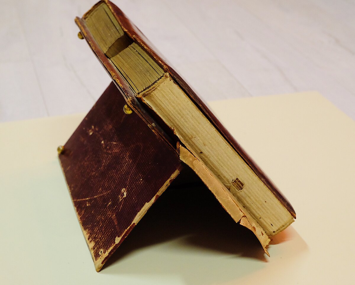 Фотоальбом до реставрации