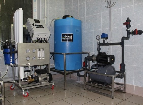 Промышленный обратный осмос 2540-3 производительностью 240 л/ч 