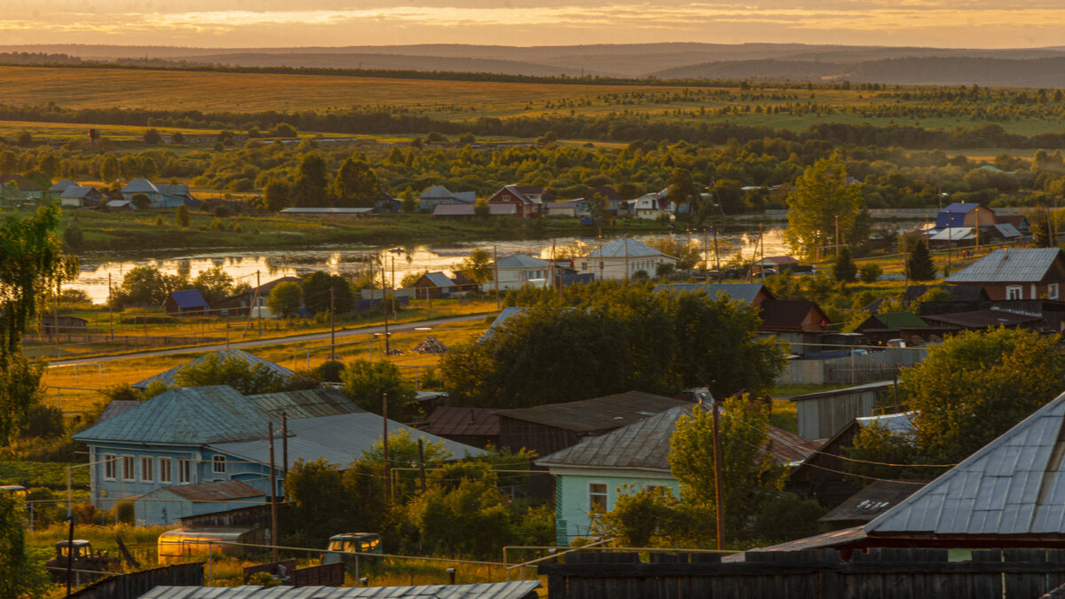 Деревня Акбаш в закатном свете